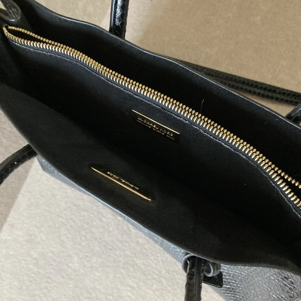 MICHAEL KORS Mercer Large Convertible‎ Black Genuine Snakeskin Tote Shoulder Bag